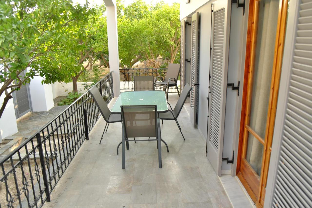 Giovana'S Pool House Aegina Luaran gambar